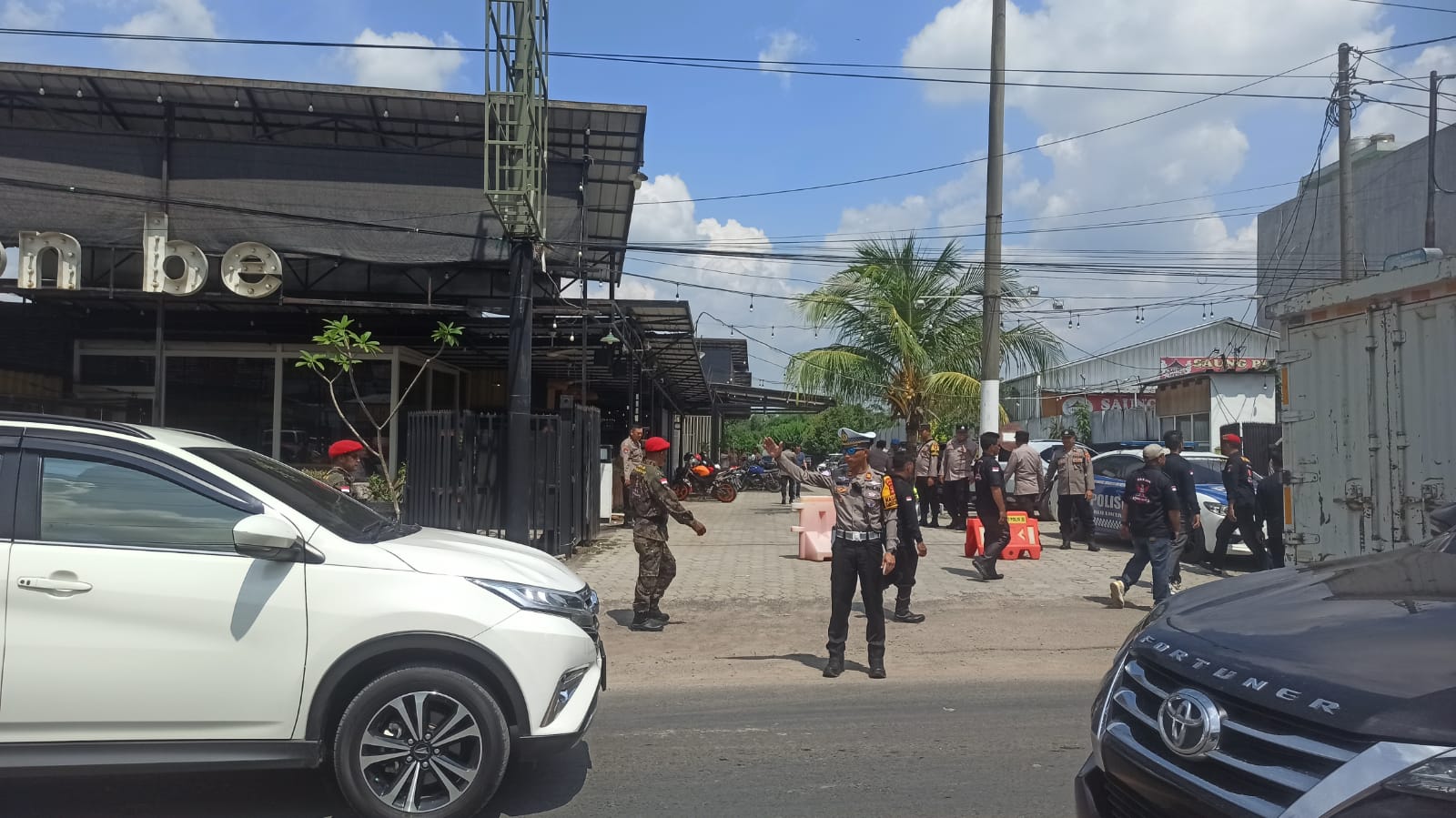 PAM PENGAMANAN DEBAT CALON BUPATI DAN WAKIL BUPATI KAB. LAMPUNG TENGAH