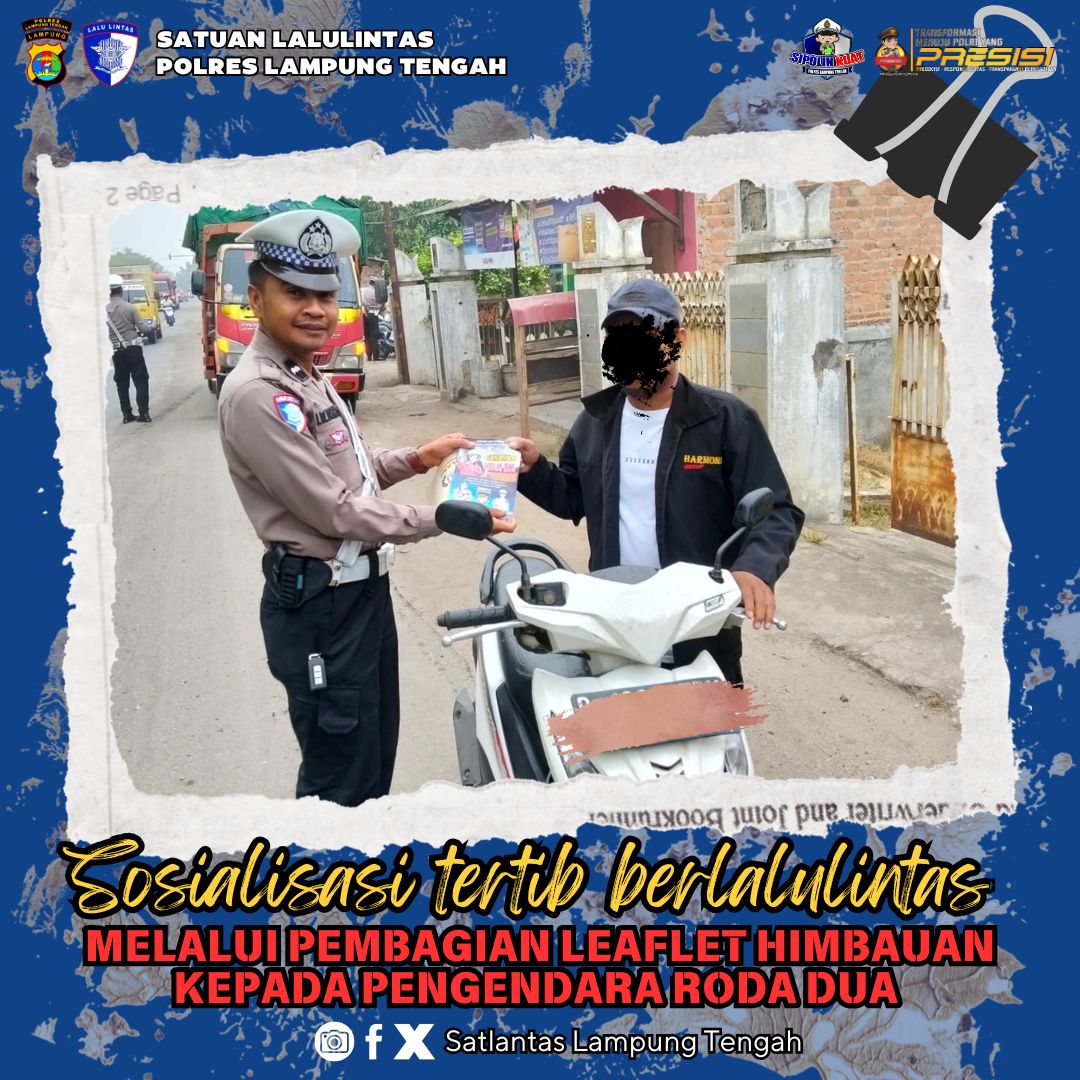 sosialisasi tertib berlalulintas kepada pengendara roda dua melalui pembagian leaflet himbauan