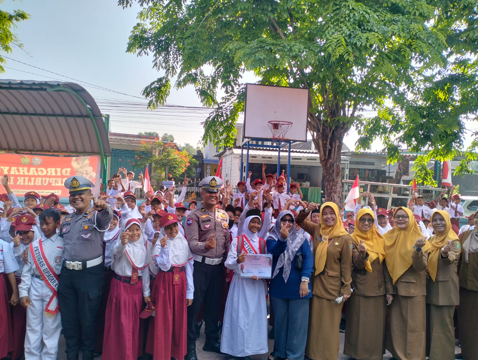 Menanamkan Keselamatan Sejak Dini: Police Goes To School Hadir di SDN Sumput